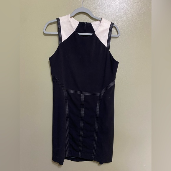 Waverly Grey Dresses & Skirts - Waverly‎ Grey Liberant Black Dress, Size 6